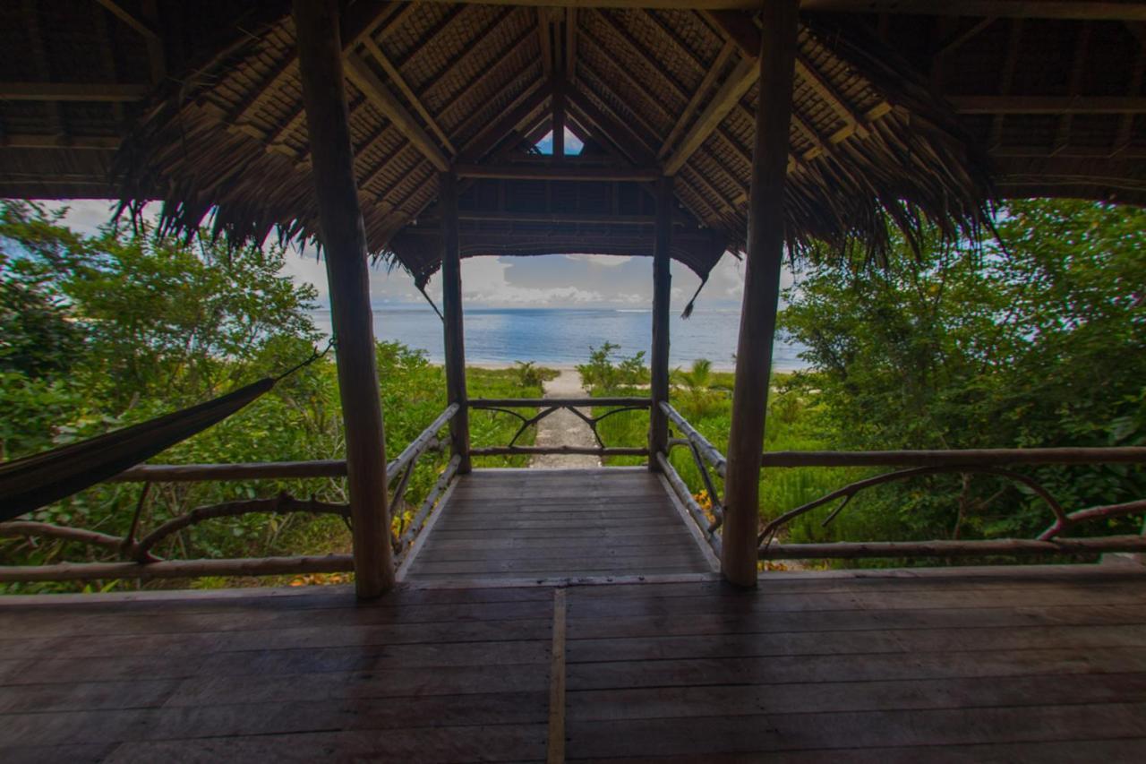 Hidden Bay Resort Mentawais Masokut Экстерьер фото